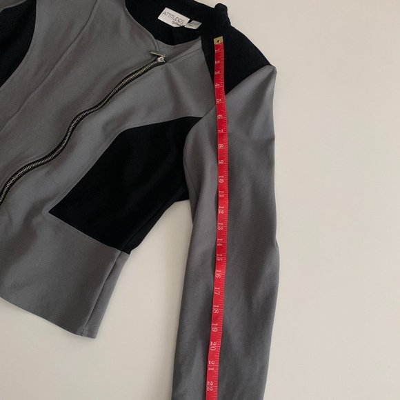 New Attitudes by Renee Gray And Black Zippered Jacket Size Large - Picture 12 of 13